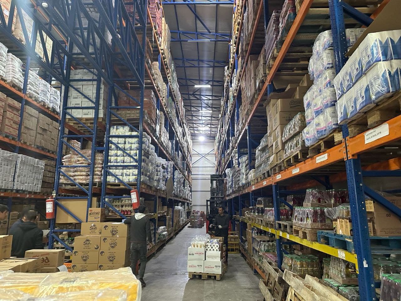 Depo çalışanları